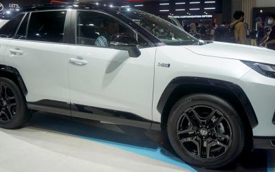 RAV4 GR Sport PHEV Hadir di GJAW 2023, Toyota Rencanakan Luncurkan Model GR Sport Plug-In Hybrid EV Pertama yang Dijual Retail Tahun Ini